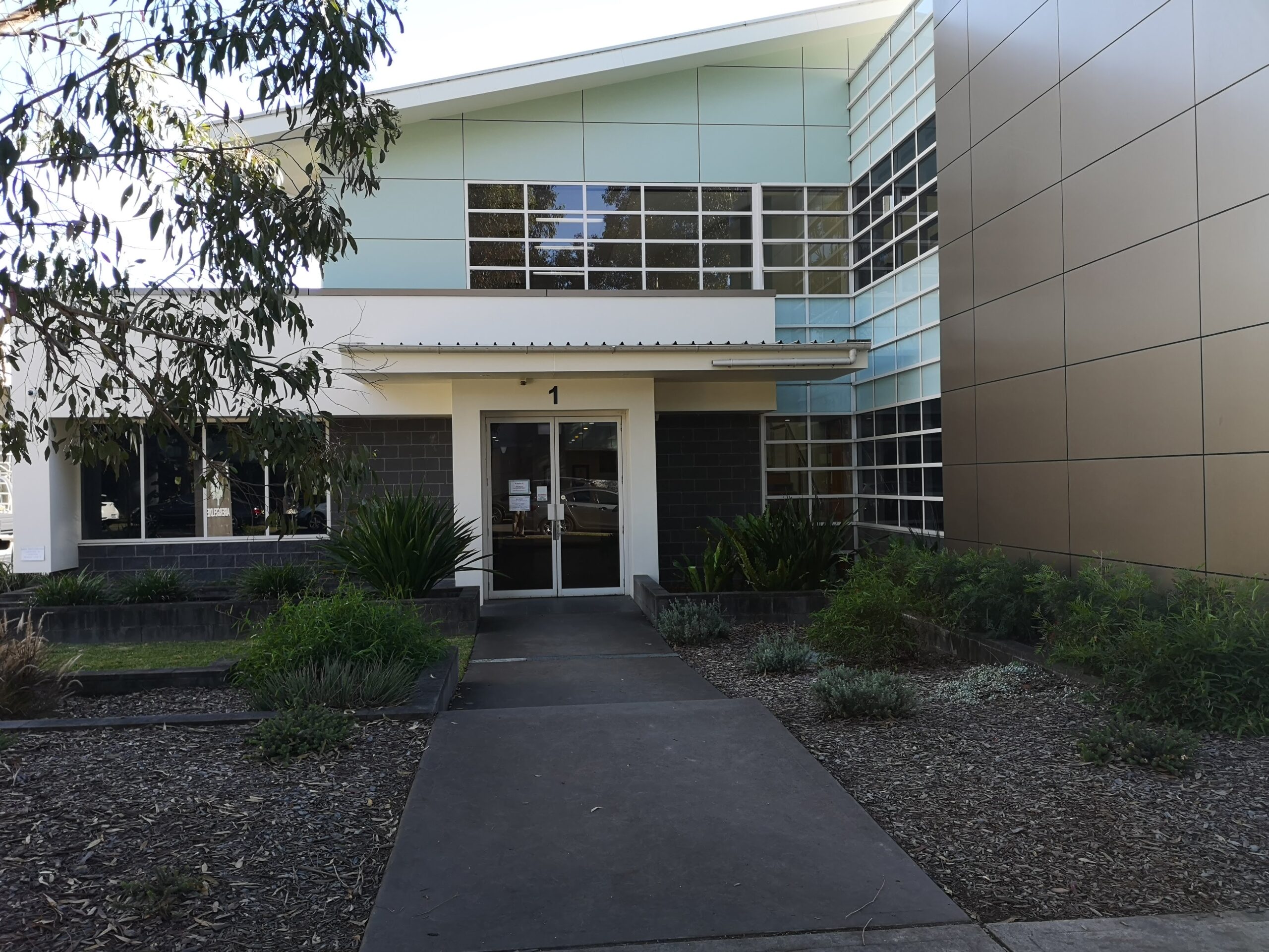 Professional exterior window cleaning result